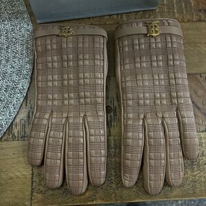 Burberry Tan Quilted Leather Gloves
